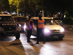 Rigurosos controles de intercepción vehicular en Argentina