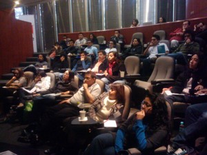 Charla de seguridad vial impartido por piloto en Tandil, Argentina Charla de seguridad vial impartido por piloto en Tandil, Argentina