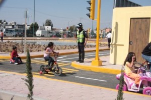 Parque de educación vial en puebla México sufre descuido