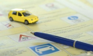 Pasos para elegir una buena autoescuela