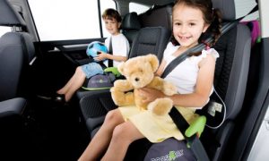 Lo que debes hacer si viajas con niños en automóvil