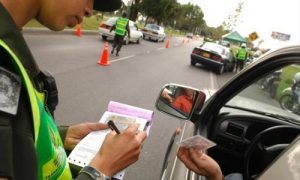 Las multas por no asistir a una buena autoescuela