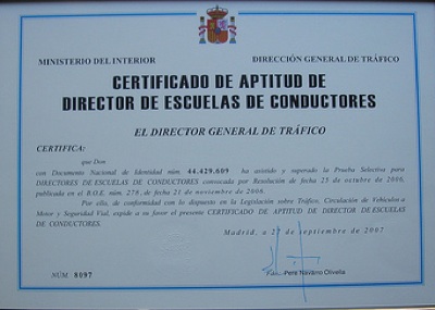 Directores de autoescuela: retirada de certificados