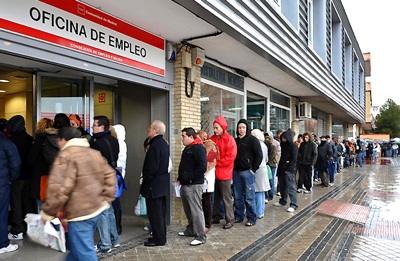 12 parados de Santander se podrán sacar el permiso de conducir gratis