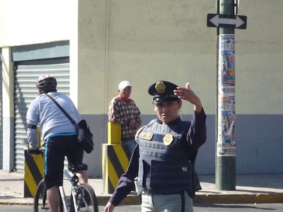 Balance de la campaña €œMi amigo el policí­a me enseña a cruzar".
