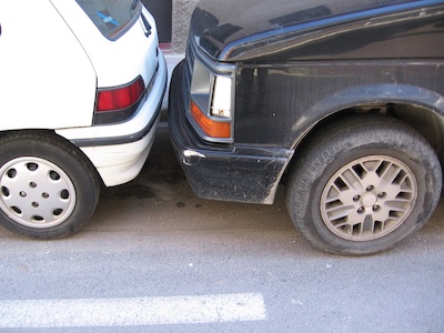 Faltas leves en las paradas y estacionamientos