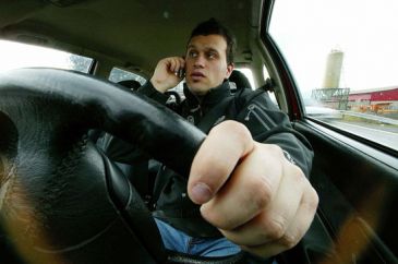 Campaña de vigilancia y concienciación de los peligros que implican las distracciones al volante
