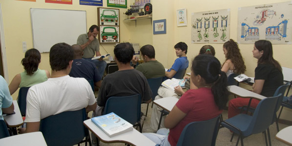 Autoescuelas y Centros de recuperación de puntos en Zaragoza