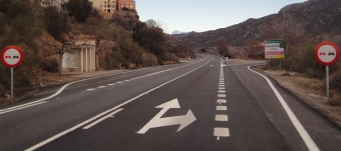 Faltas leves durante la progresión normal en el carril adecuado