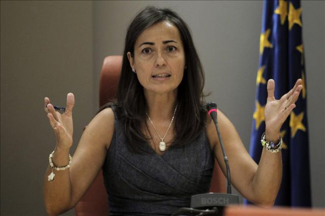 Marí­a Seguí­ responde a los internautas
