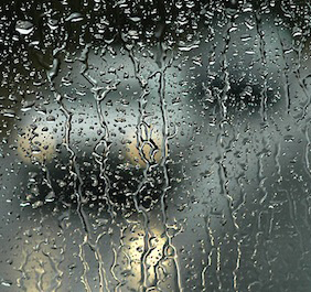 La influencia de la lluvia en la conducción.